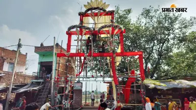 चैनपुर में दुर्गा पूजा की तैयारी तेज, पंडाल निर्माण अंतिम चरण में