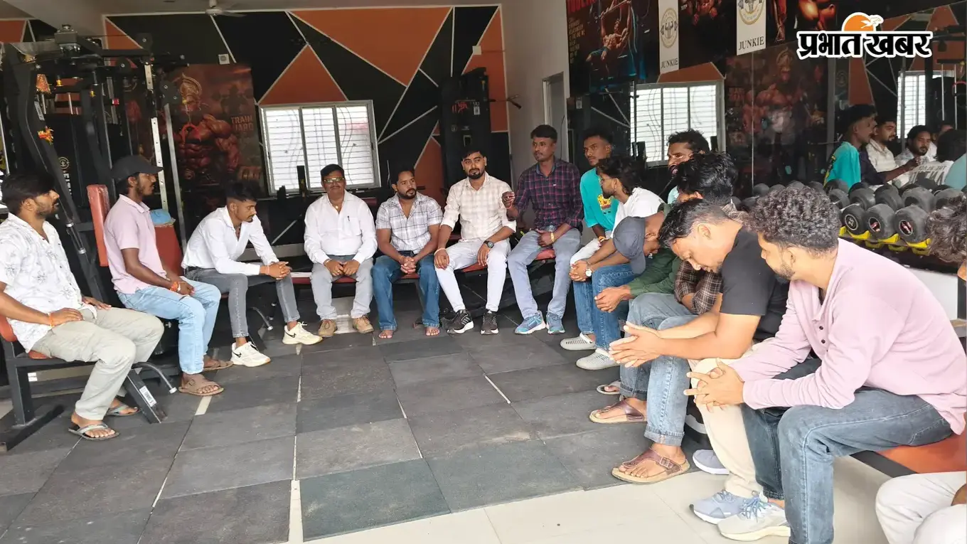 बेंगाबाद में जेएलकेएम का शक्ति प्रदर्शन, पंचायतों तक संगठन फैलाने की नई रणनीति तैयार