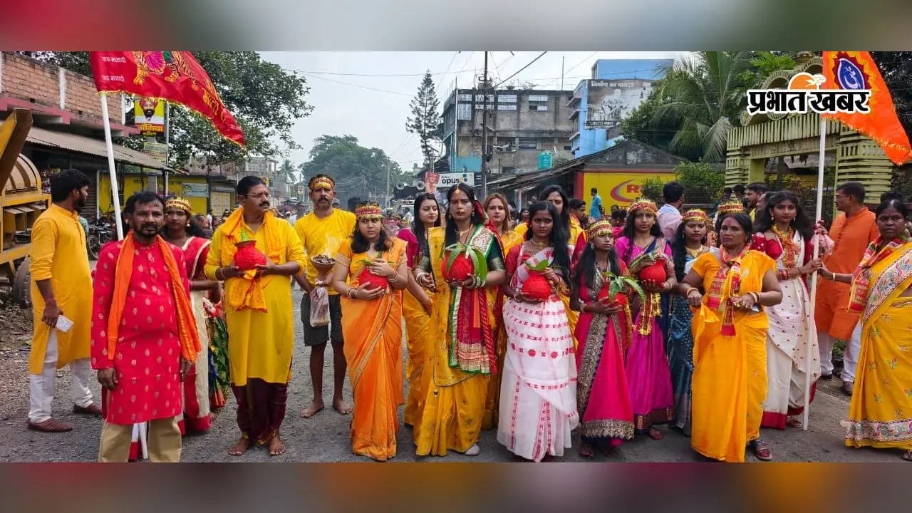 जय माता दी के जयकारों से भक्तिमय हुआ हिरणपुर, निकली कलश यात्रा