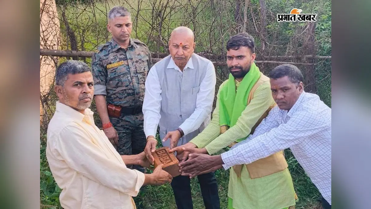 दुर्गा मंदिर निर्माण को लेकर सांसद ने किया भूमि पूजन