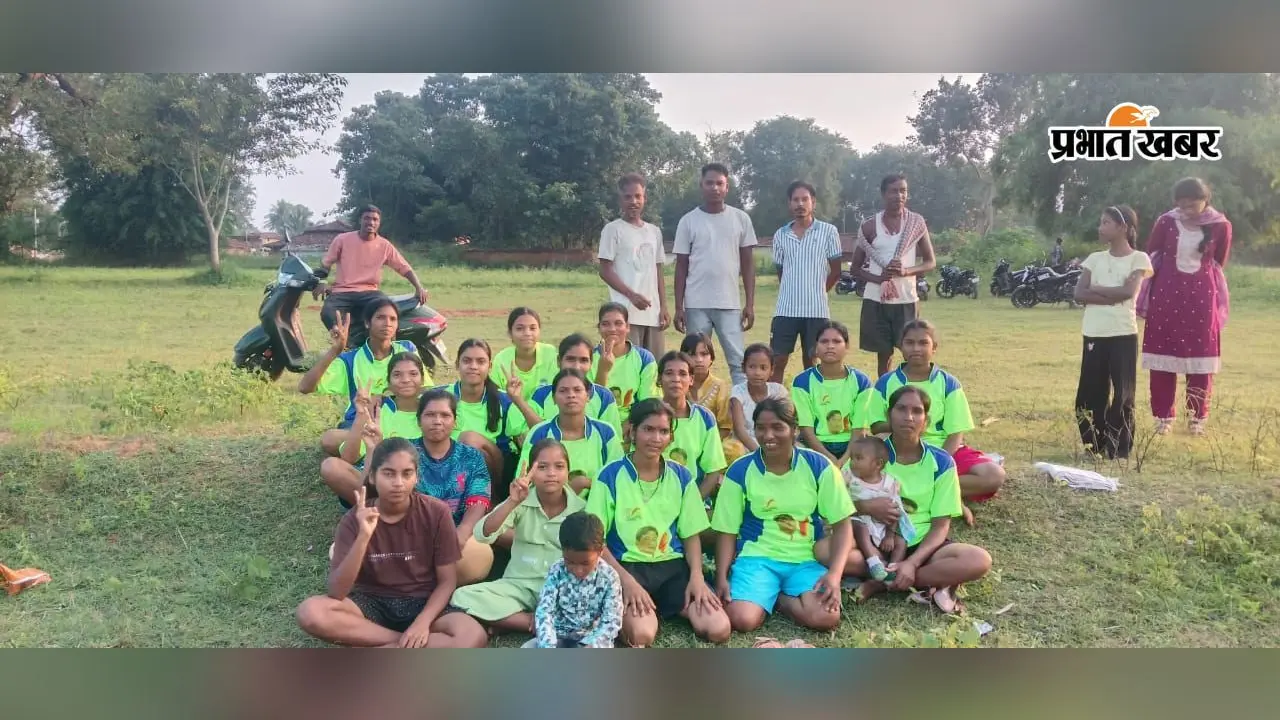 लोधमा में महिला जोड़ा खस्सी फुटबॉल टूर्नामेंट शुरू