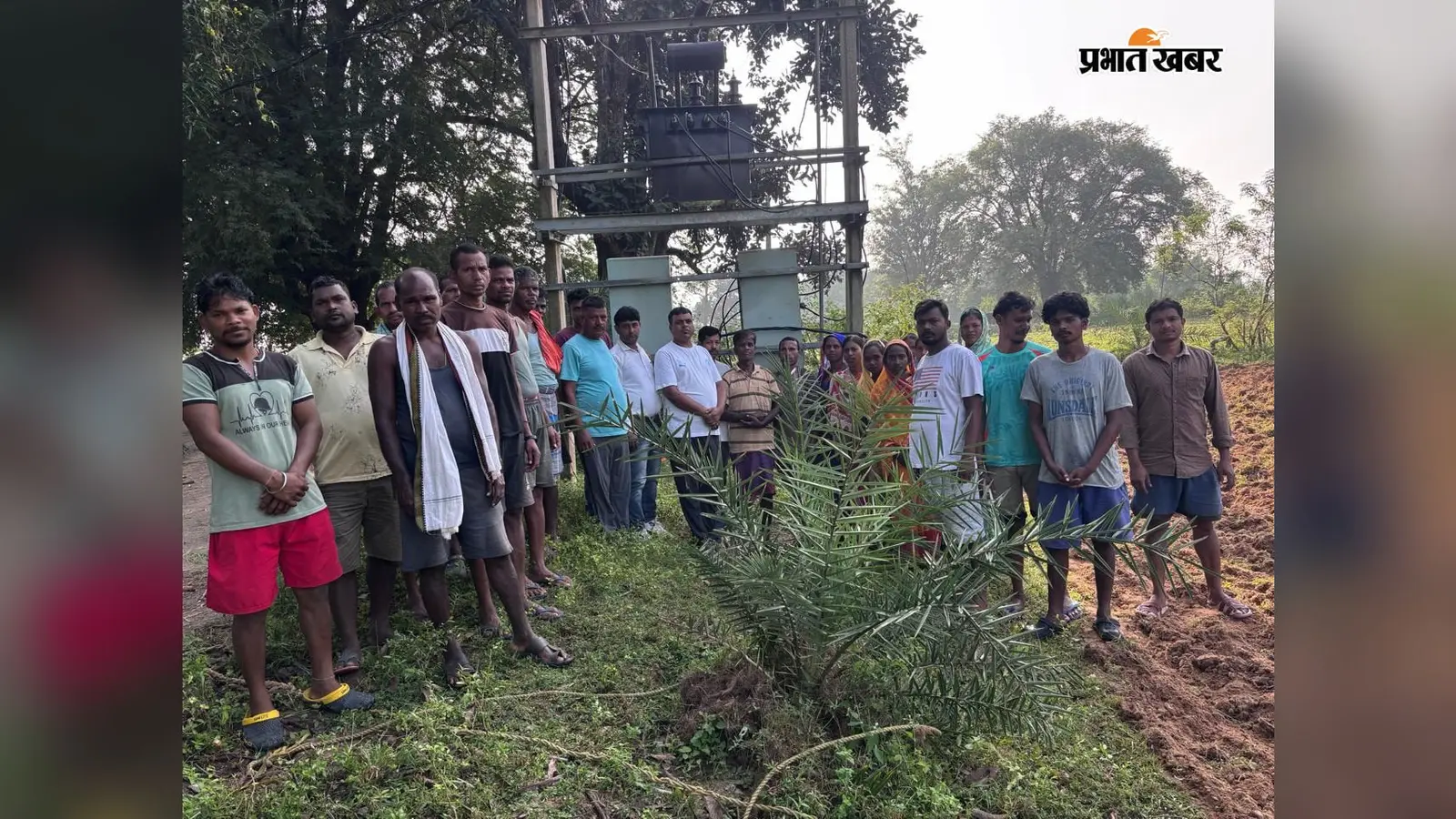 सिमडेगा के धवाईटोली में 36 घंटे में लगा नया ट्रांसफार्मर, बिजली आपूर्ति बहाल