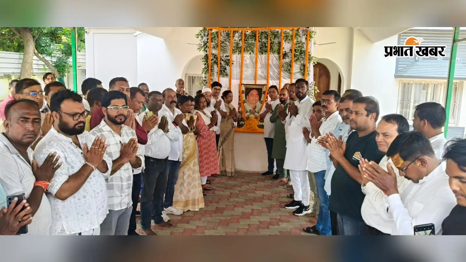 Watch Video : झामुमो ने रूपी सोरेन के निधन पर जताया शोक, दी श्रद्धांजलि
