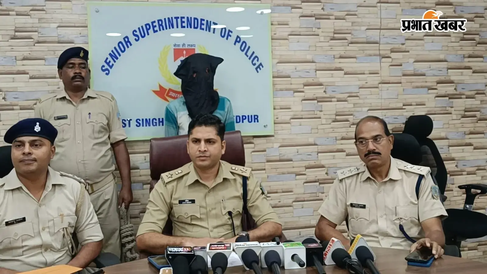 Social Media पर भौकाल जमाने और Reel में हथियार लहराकर टशन दिखाने के शौक ने पहुंचा दिया सलाखों के पीछे, पढ़ें पूरी खबर