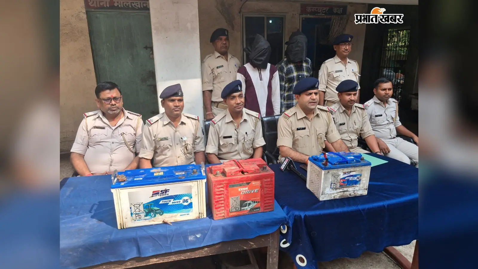 बोकारो में सक्रिय था ट्रैक्टर बैटरी चोर गिरोह, चंद्रपुरा पुलिस के हत्थे चढ़े दो शातिर