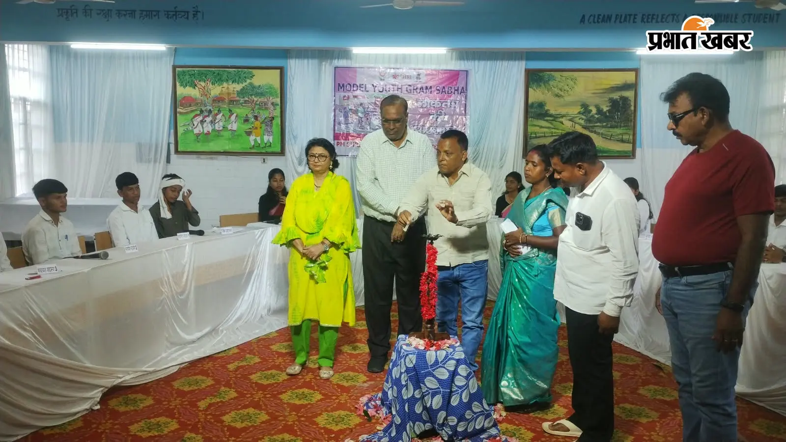 बच्चों ने संभाली पंचायत की कमान: नवोदय विद्यालय में मॉडल ग्राम सभा के जरिए सीखे विकास के गुर