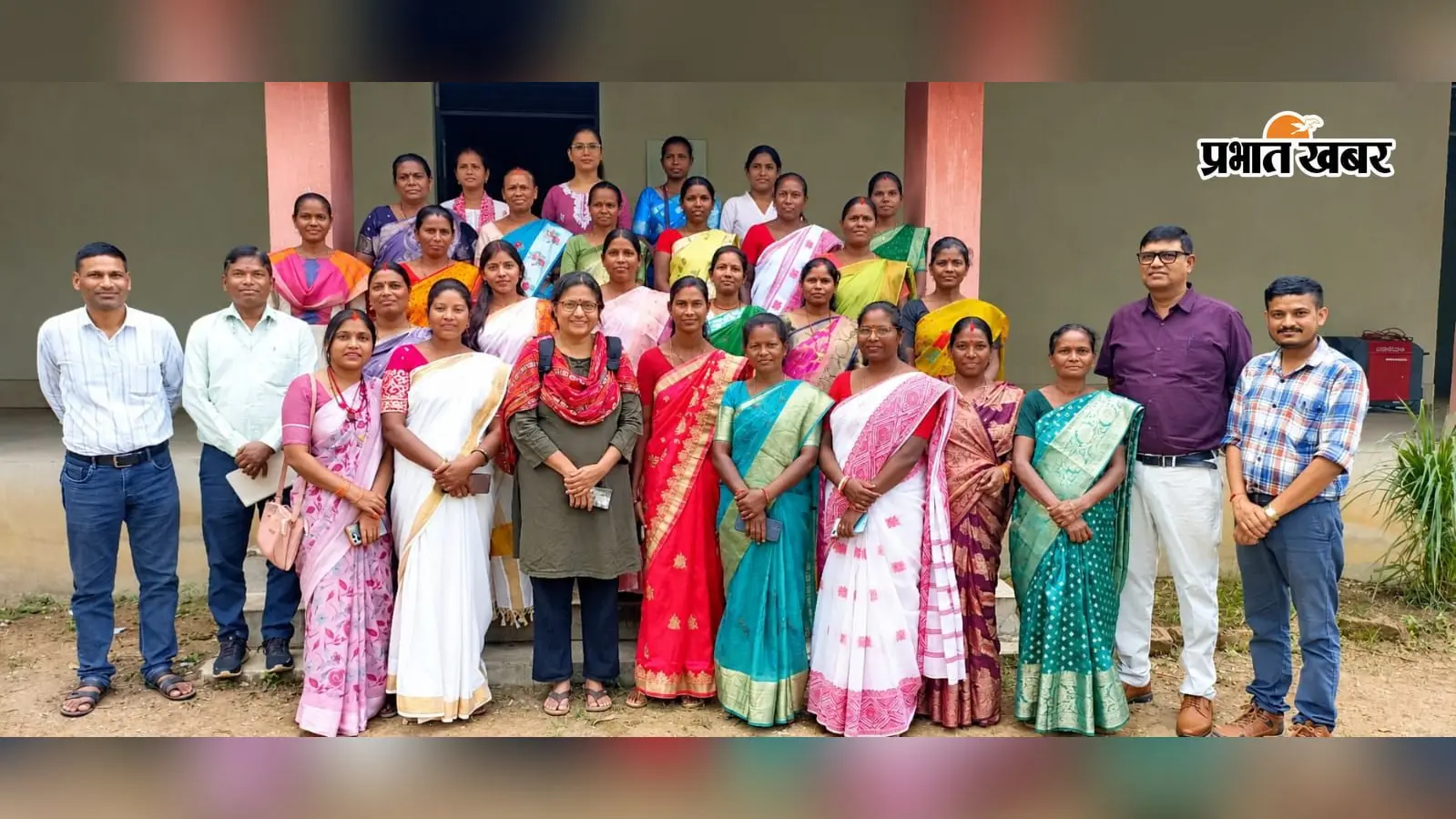 लोहरदगा: राष्ट्रीय अध्ययन दल ने कुडू में जेंडर रिसोर्स सेंटर की कार्यप्रणाली का लिया जायजा