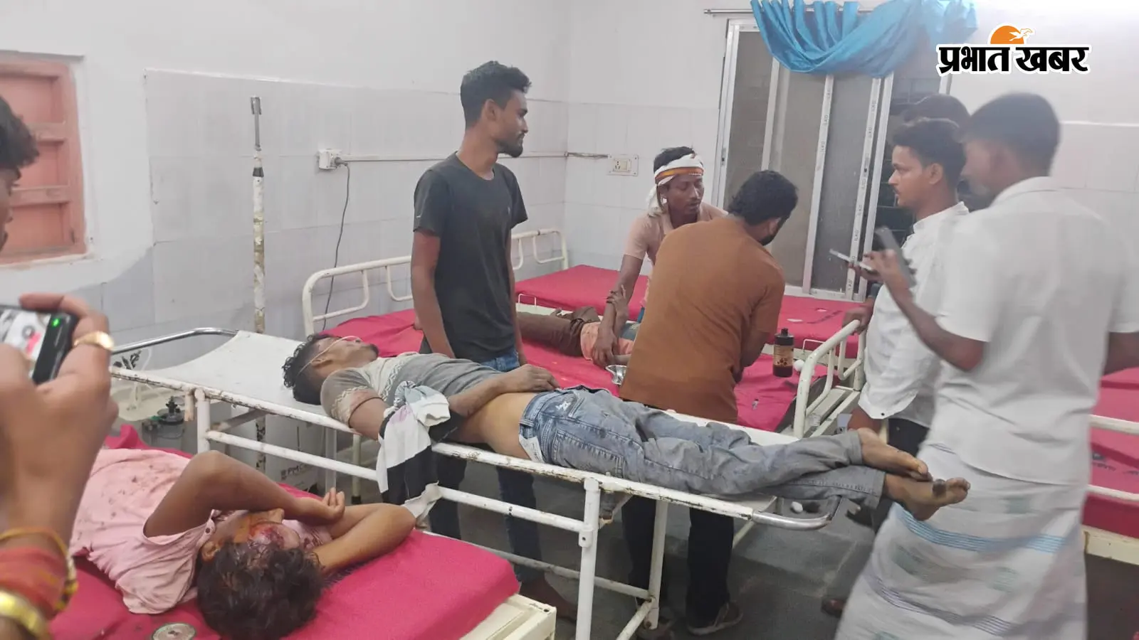 हंगामा के बाद देर रात सड़क जाम को हटाई पुलिस