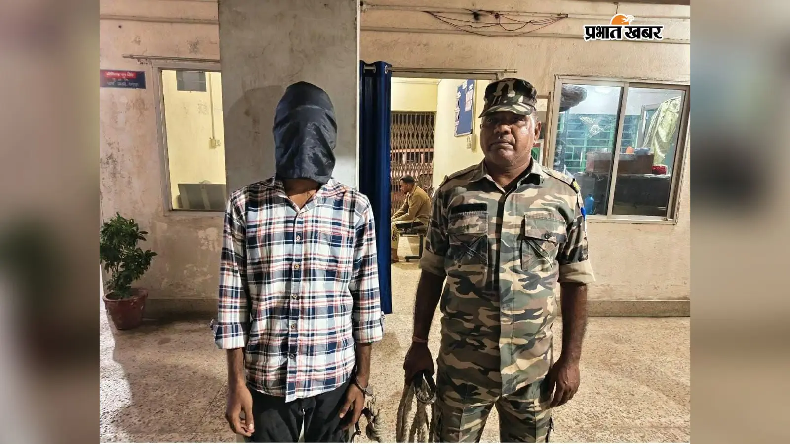 फुसरो में डांडिया कार्यक्रम के दौरान युवती से मारपीट, आरोपी गिरफ्तार; बिना अनुमति हुआ था आयोजन