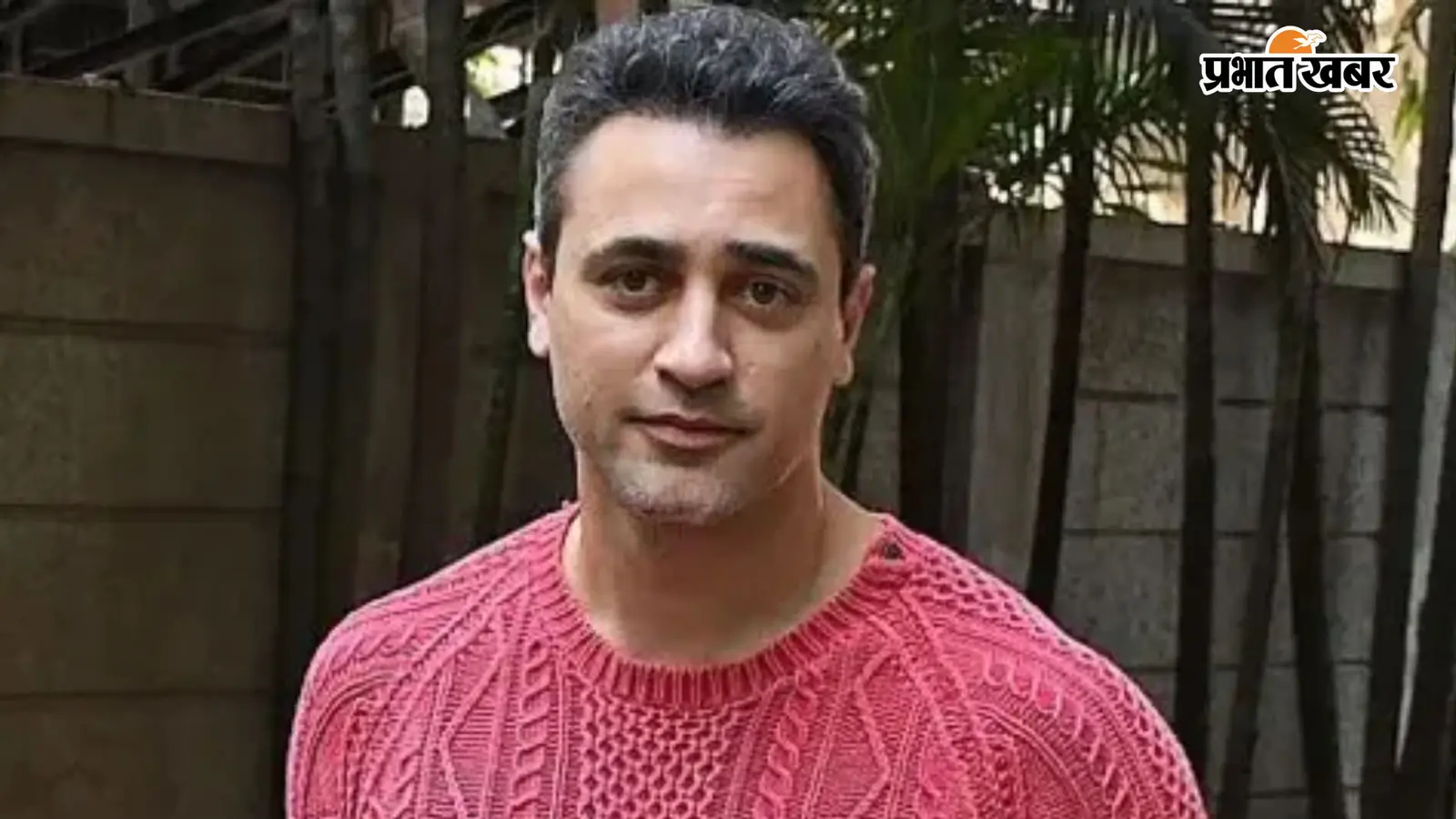 भारत छोड़ने के नोटिस के बीच 'इमरान खान' की फिल्म पर संकट, क्या अधूरी रह जाएगी वापसी? भारत छोड़ने के नोटिस के बीच 'इमरान खान' की फिल्म पर संकट, क्या अधूरी रह जाएगी वापसी?
