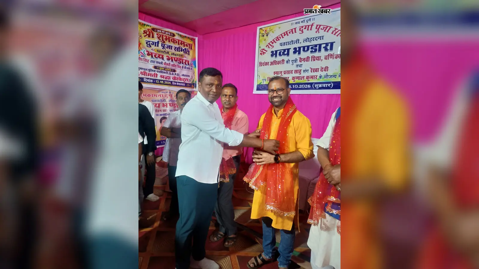 पतराटोली में महाआरती के बाद भंडारे का आयोजन, श्रद्धालुओं की उमड़ी भीड़