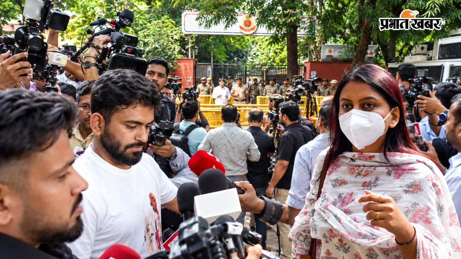 CJP Protest LIVE: BNSS की धारा 126 और 170 के तहत दीपके गिरफ्तार; नेहा बोरा धारा 65 के तहत छूटीं