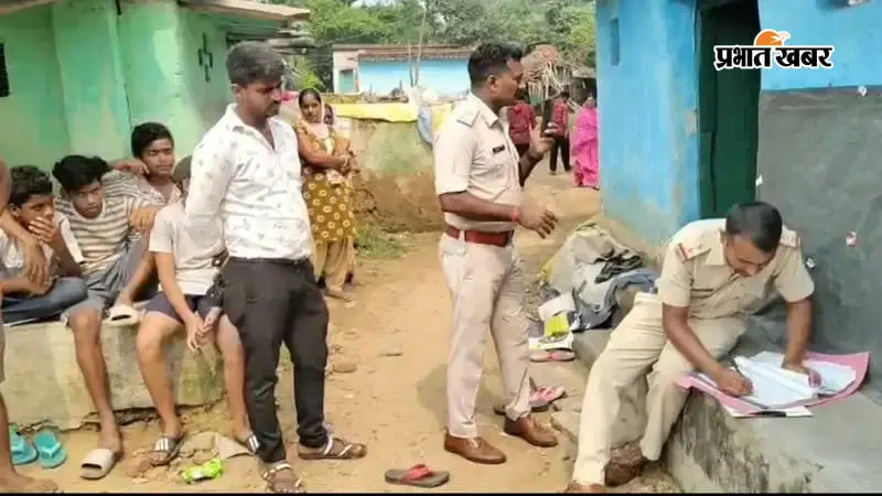 बोकारो: खेल-खेल में मासूम को थमा दिया असली हथियार, गोली लगने से गयी जान; मामा फरार