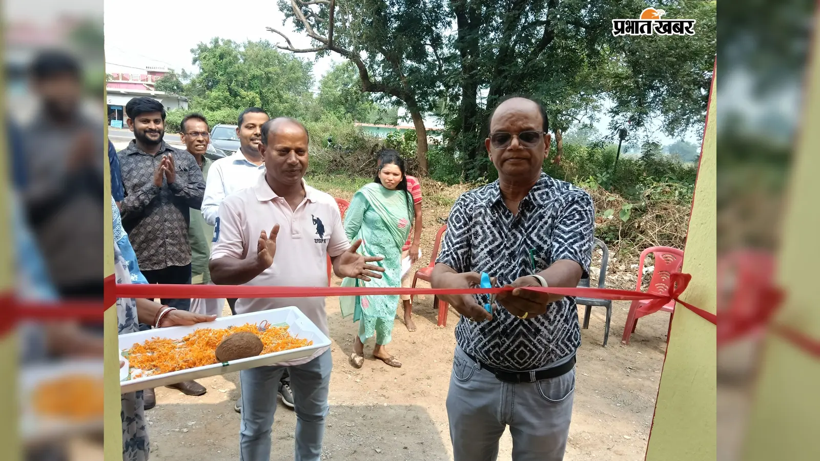 रानीश्वर के महेशबाथान हटिया परिसर में सामुदायिक शौचालय का उद्घाटन,BDO ने किया निरीक्षण