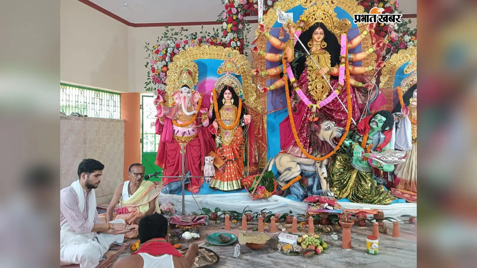 सरायकेला के सरकारी दुर्गा मंदिर में क्यों प्रशासन कराता है पूजा, जानिए रियासतकाल से जुड़ा इतिहास...