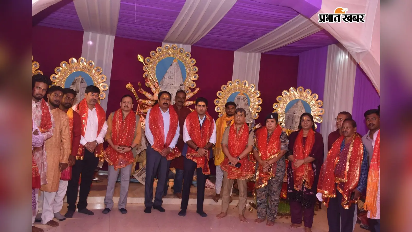 कुडू में दुर्गापूजा पंडालों का डीसी-एसपी ने किया निरीक्षण, सुरक्षा व्यवस्था दुरुस्त रखने के निर्देश
