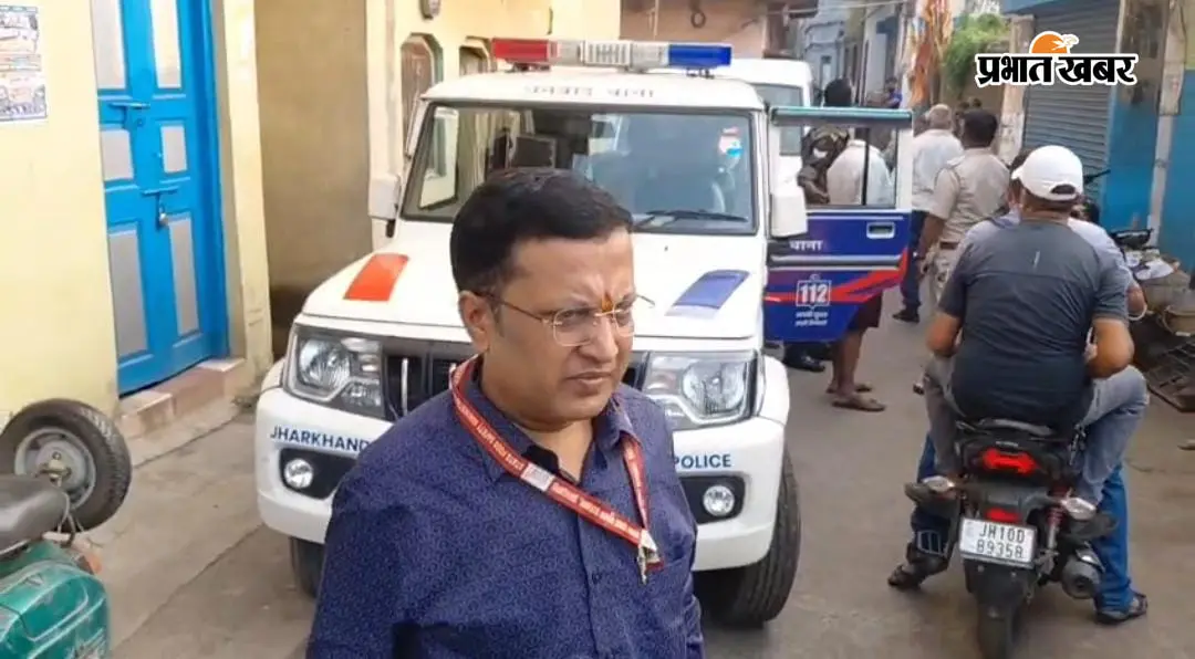धनबाद: फूड सेफ्टी विभाग की छापेमारी में 1410 किलो संदिग्ध मिलावटी पनीर जब्त, चार हिरासत में