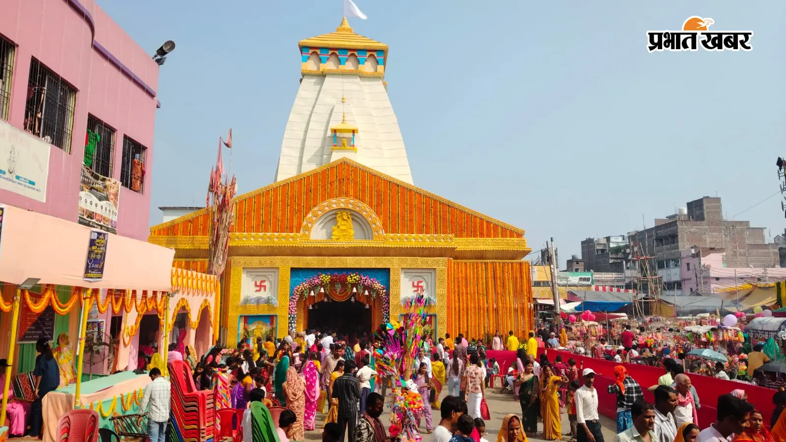 महाअष्टमी पर मिर्जाचौकी में उमड़ी श्रद्धालुओं की भीड़, जय माता दी के जयकारों से गूंजा मंदिर परिसर