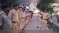 Watch Video: दुर्गा पूजा पर सुलतानगंज में अलर्ट, थानाध्यक्ष धनंजय कुमार की अगुवाई में उतरा पुलिस बल, चप्पे-चप्पे पर नजर
