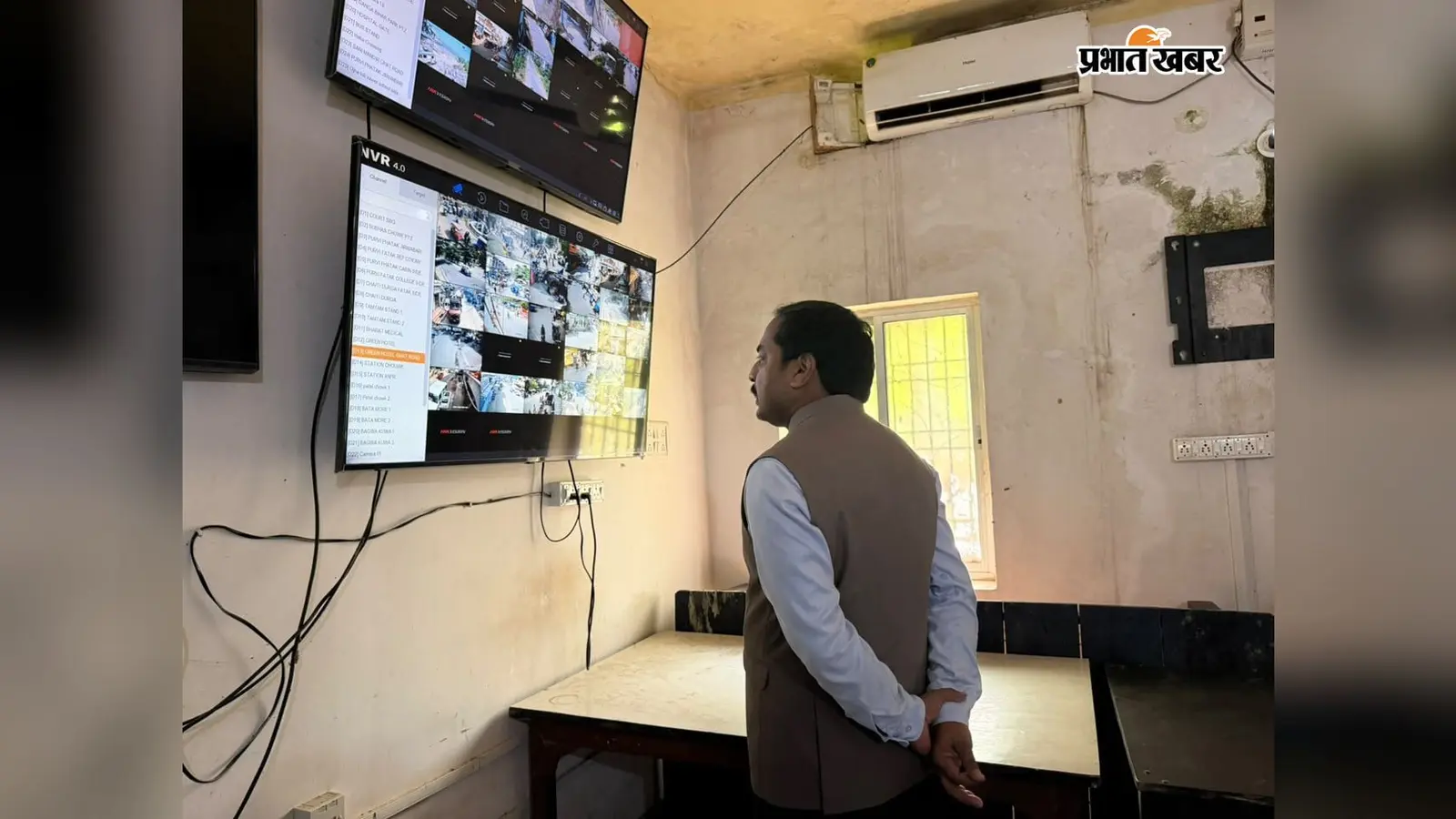 साहिबगंज में दुर्गा पूजा को लेकर DC ने खुद संभाली कमान: नियंत्रण कक्ष से लेकर विसर्जन घाटों तक का किया औचक निरीक्षण