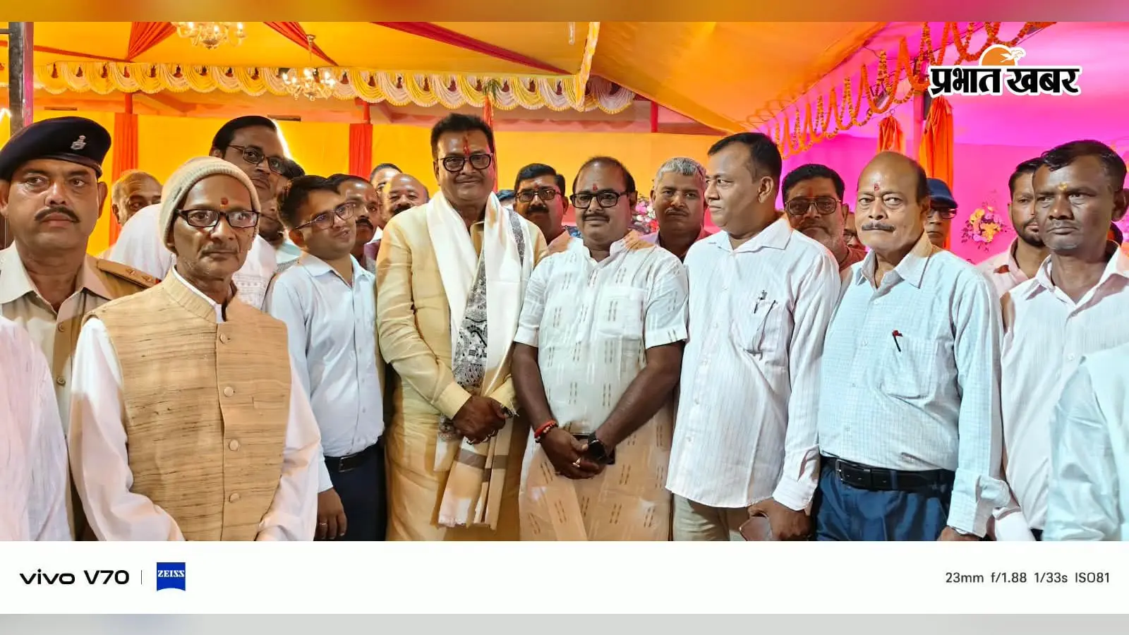 सांसद ने मां दुर्गा के दरबार में टेका मत्था, क्षेत्र की सुख-समृद्धि की कामना