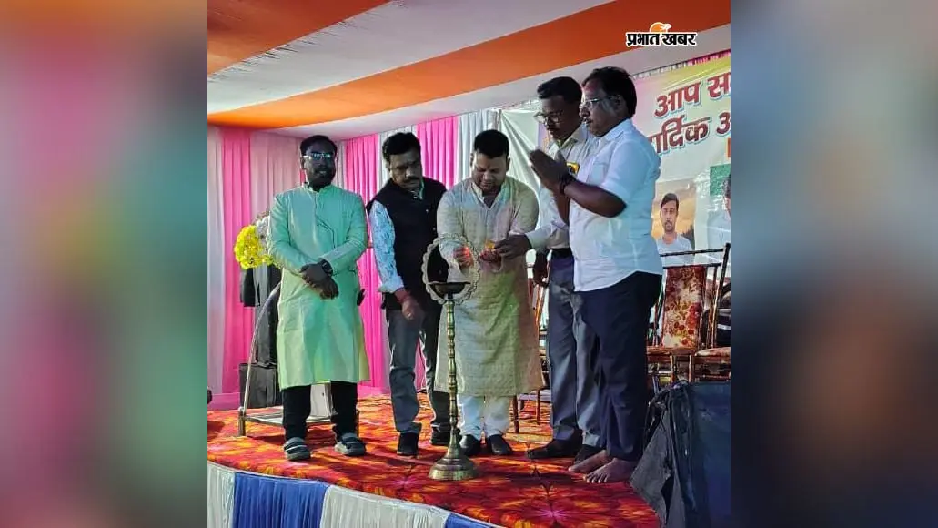 महाष्टमी की संध्या माता रानी के भजनों पर देर रात तक झूमे श्रद्धालु, मोहनपुर में भक्ति जागरण ने बांधा समां