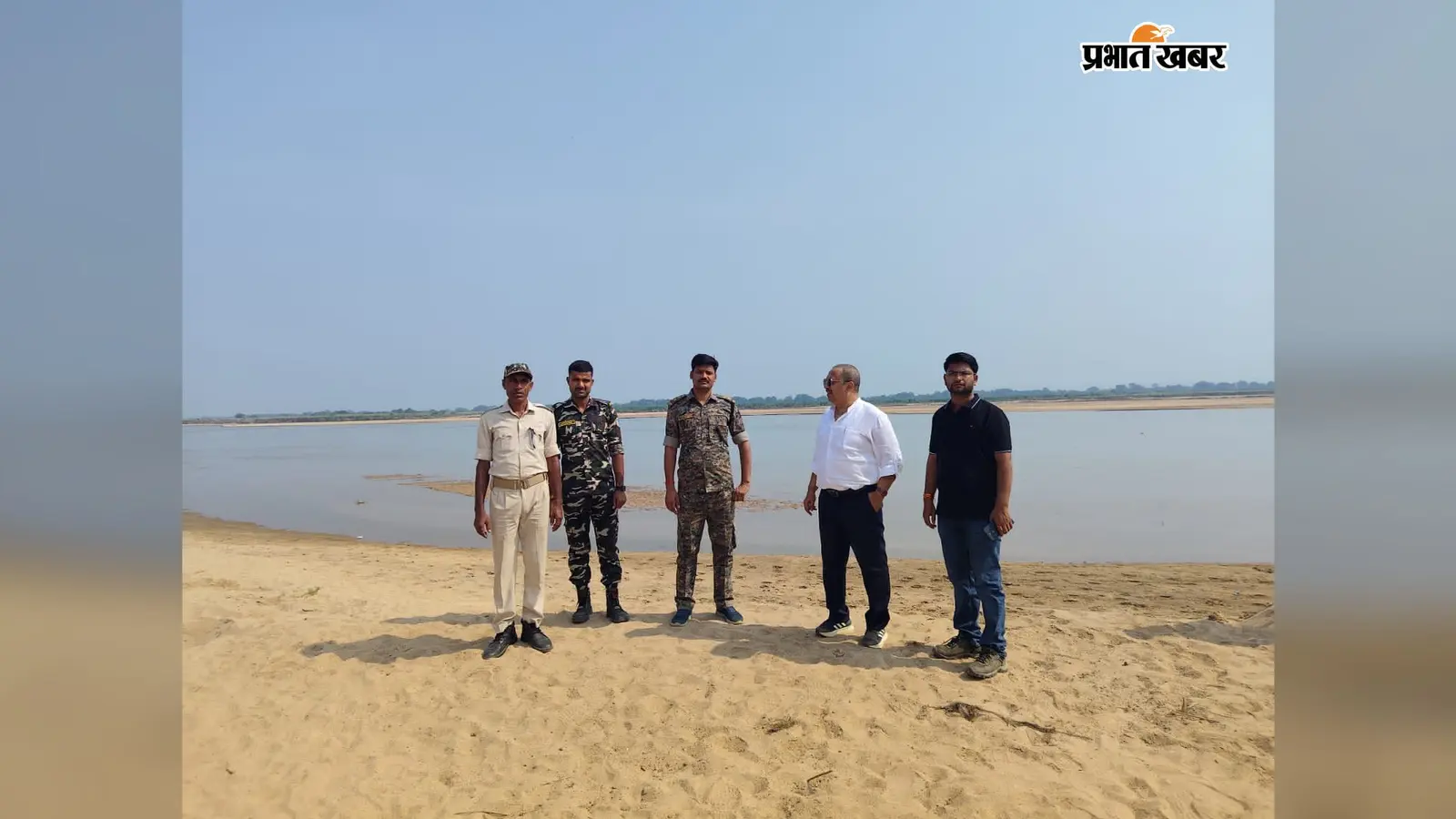 Garhwa : प्रतिमा विसर्जन से पहले कांडी प्रशासन अलर्ट, अधिकारियों ने घाटों का किया निरीक्षण