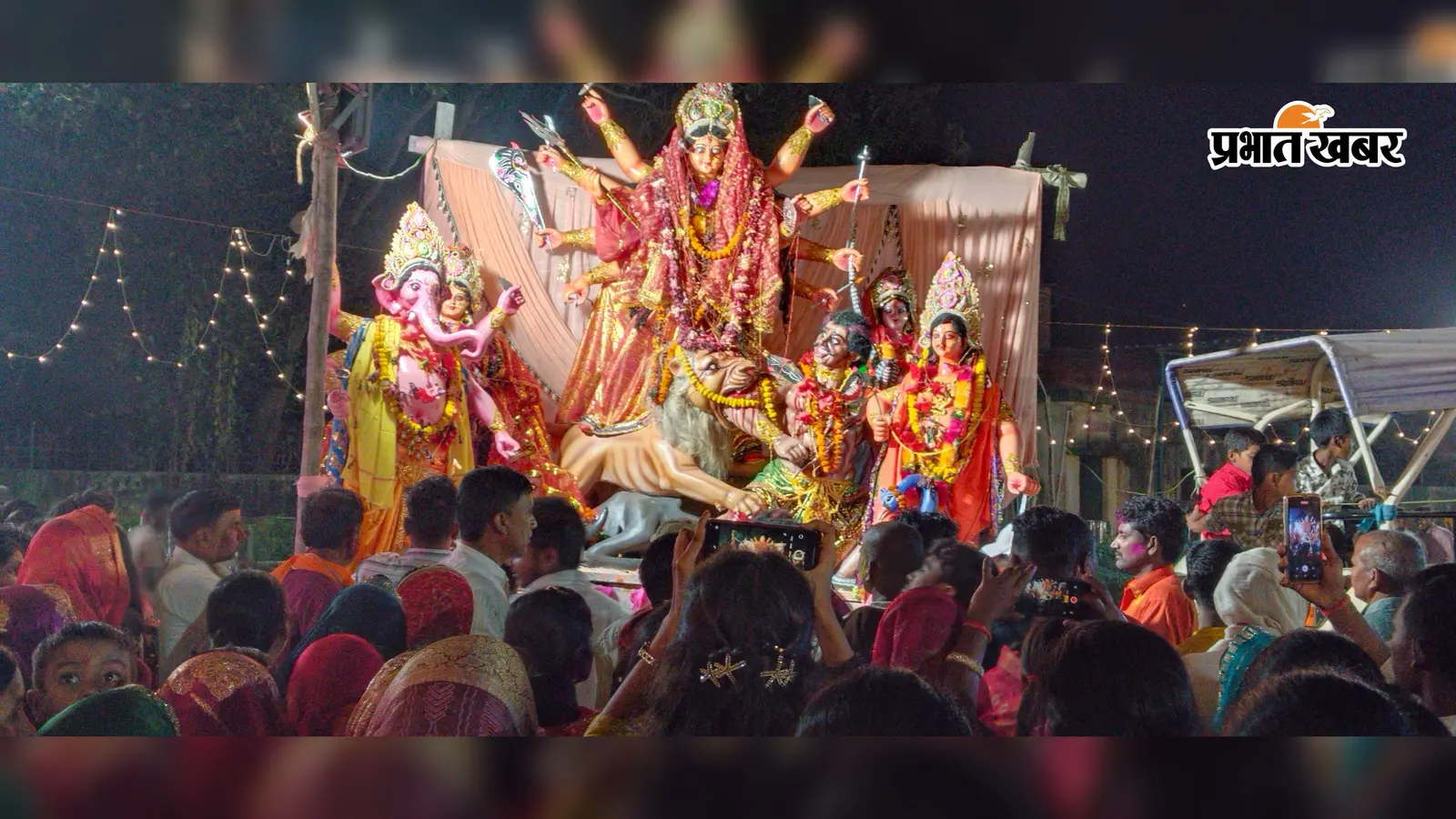 “फिर आना मां” कहते हुए श्रद्धालुओं ने दी विदाई, इचाक में विसर्जन के साथ रावण दहन और मेले की रौनक