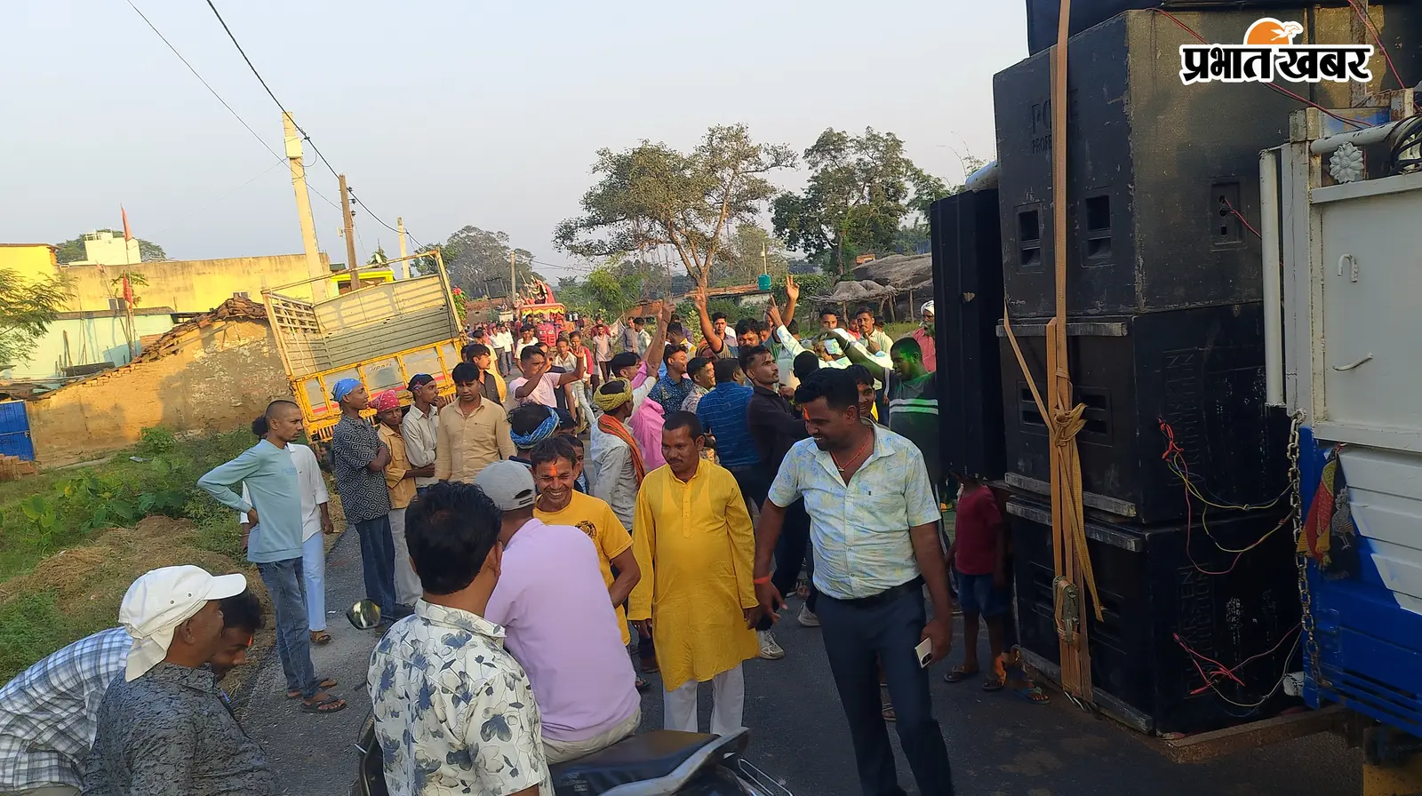 दुलमी में नम आंखों से मां दुर्गा को दी गयी विदाई, कई गांवों में प्रतिमा विसर्जन