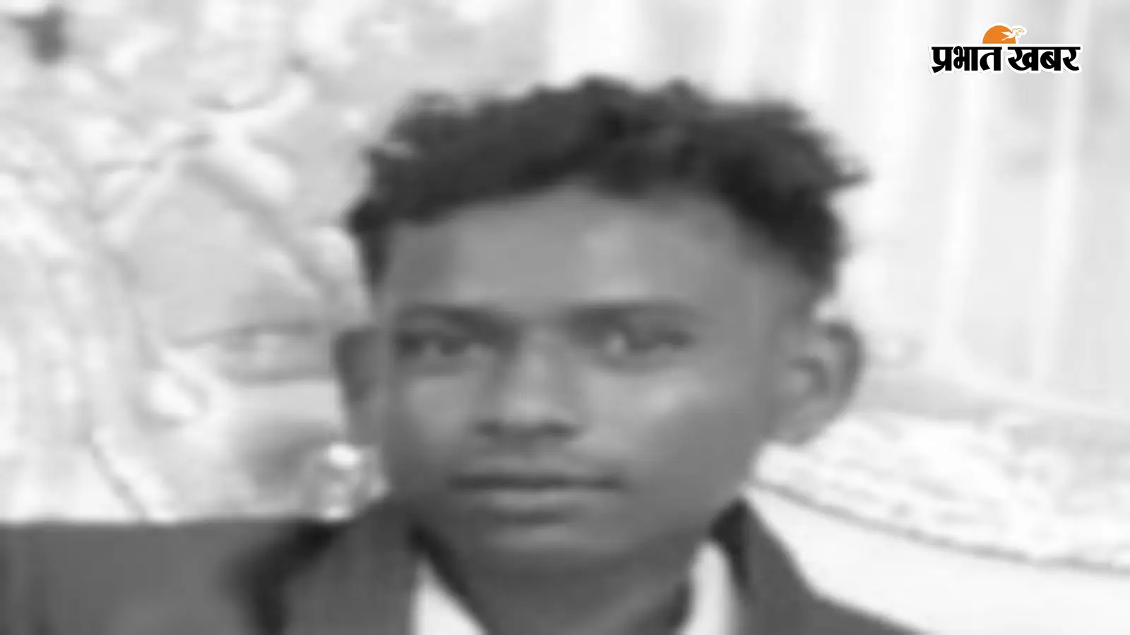 घर लौट रहे बाइक सवार युवक को काल बनकर निगल गया सड़क किनारे खड़ा ट्रेलर, मौके पर ही तोड़ा दम