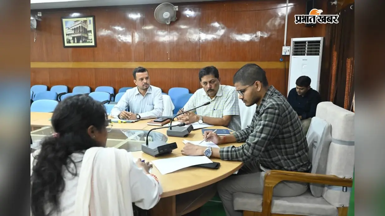 योग्य किसानों को योजनाओं का लाभ देने में अधिकारी ना करें कोताही : डीडीसी