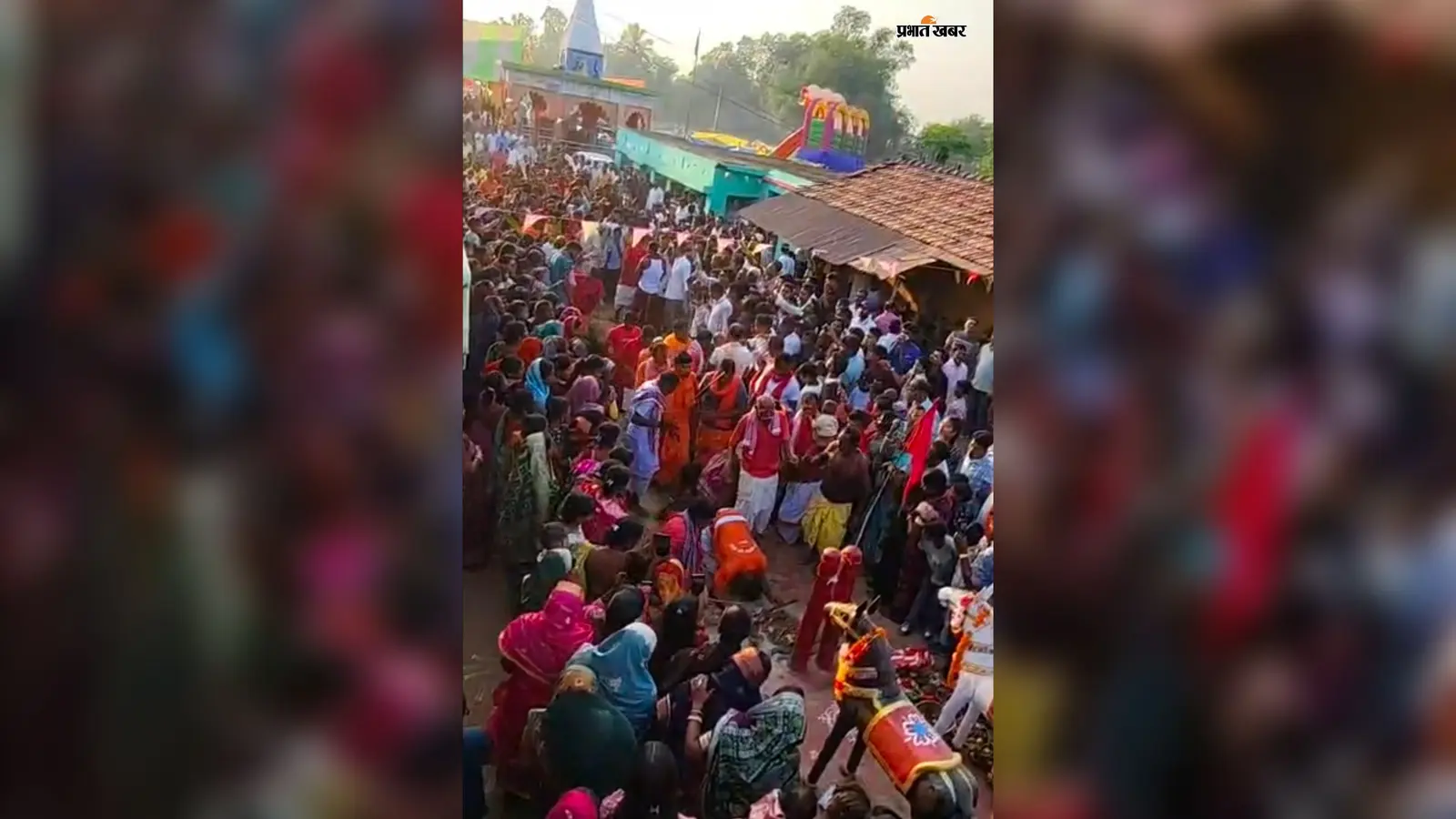 Watch Video : आग के दहकते अंगारों पर क्यों चलते हैं भक्त ? झारखंड के इस गांव में 150 साल से निभाई जा रही परंपरा, पढ़ें पूरी खबर