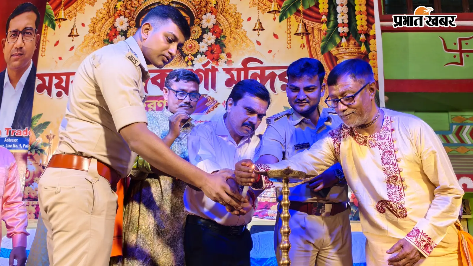 हिरणपुर में बाउल संगीत की धुनों पर झूमे श्रद्धालु, स्मृति विश्वास की गायकी ने बांधा समां