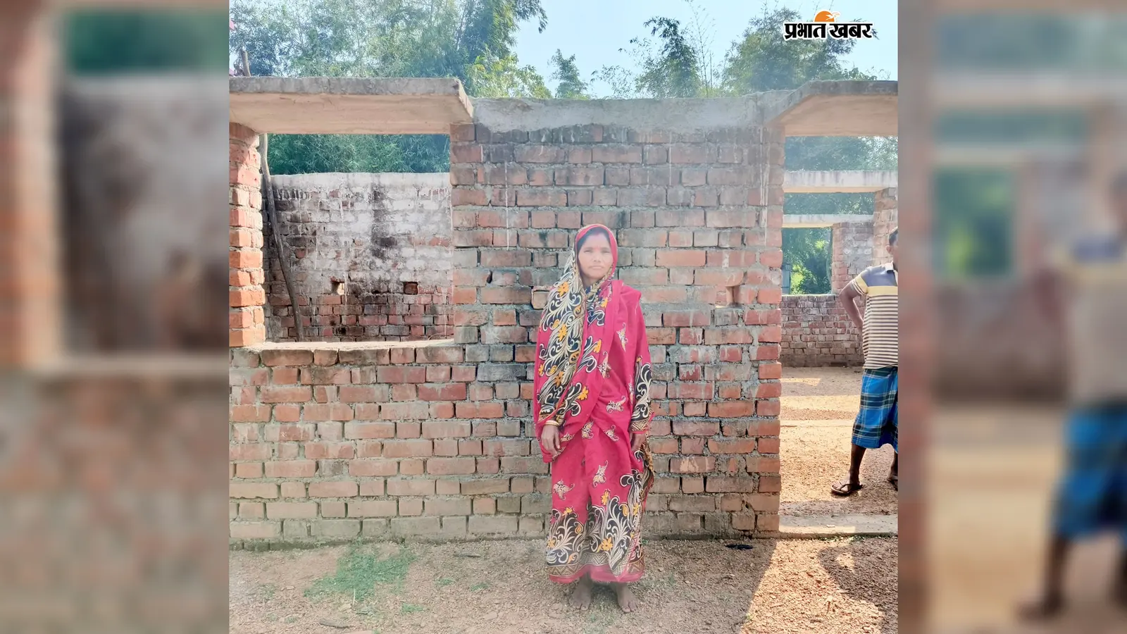 कहीं दीवारें खड़ीं, तो कहीं छत अधूरी, किस्त के इंतजार में अटका पक्के घर का सपना