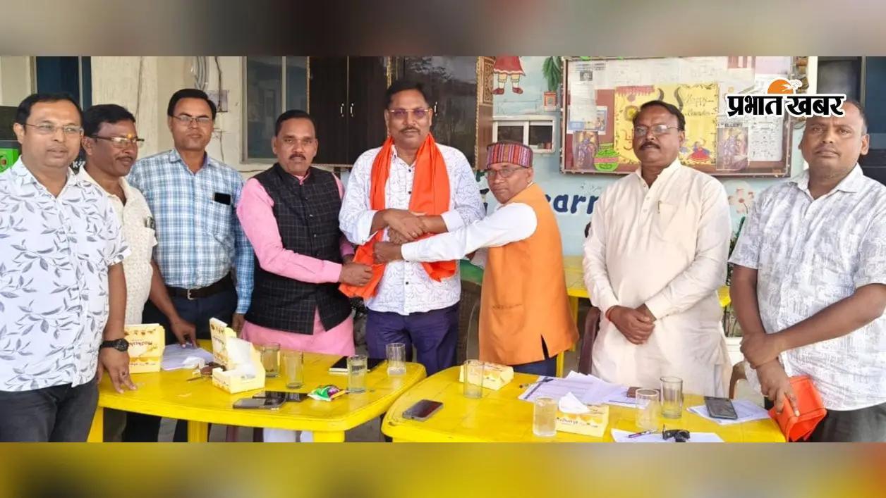 बरही में सांसद प्रतिनिधियों की समीक्षा बैठक, तीर्थ दर्शन से सामूहिक विवाह तक की योजनाओं पर चर्चा