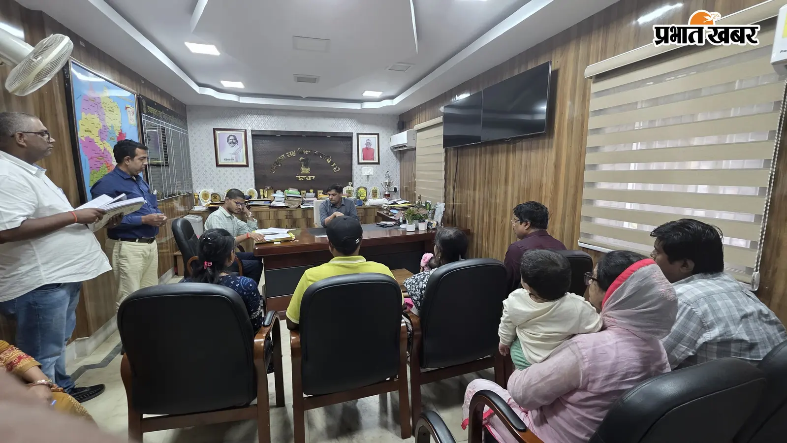 3 मां की भरी गोद, बच्चों के आने से परिवार में लौटी खुशियां