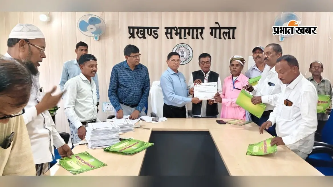 गोला में 66 झारखंड आंदोलनकारियों को मिला प्रमाण पत्र, अब तक 800 से अधिक चिह्नित
