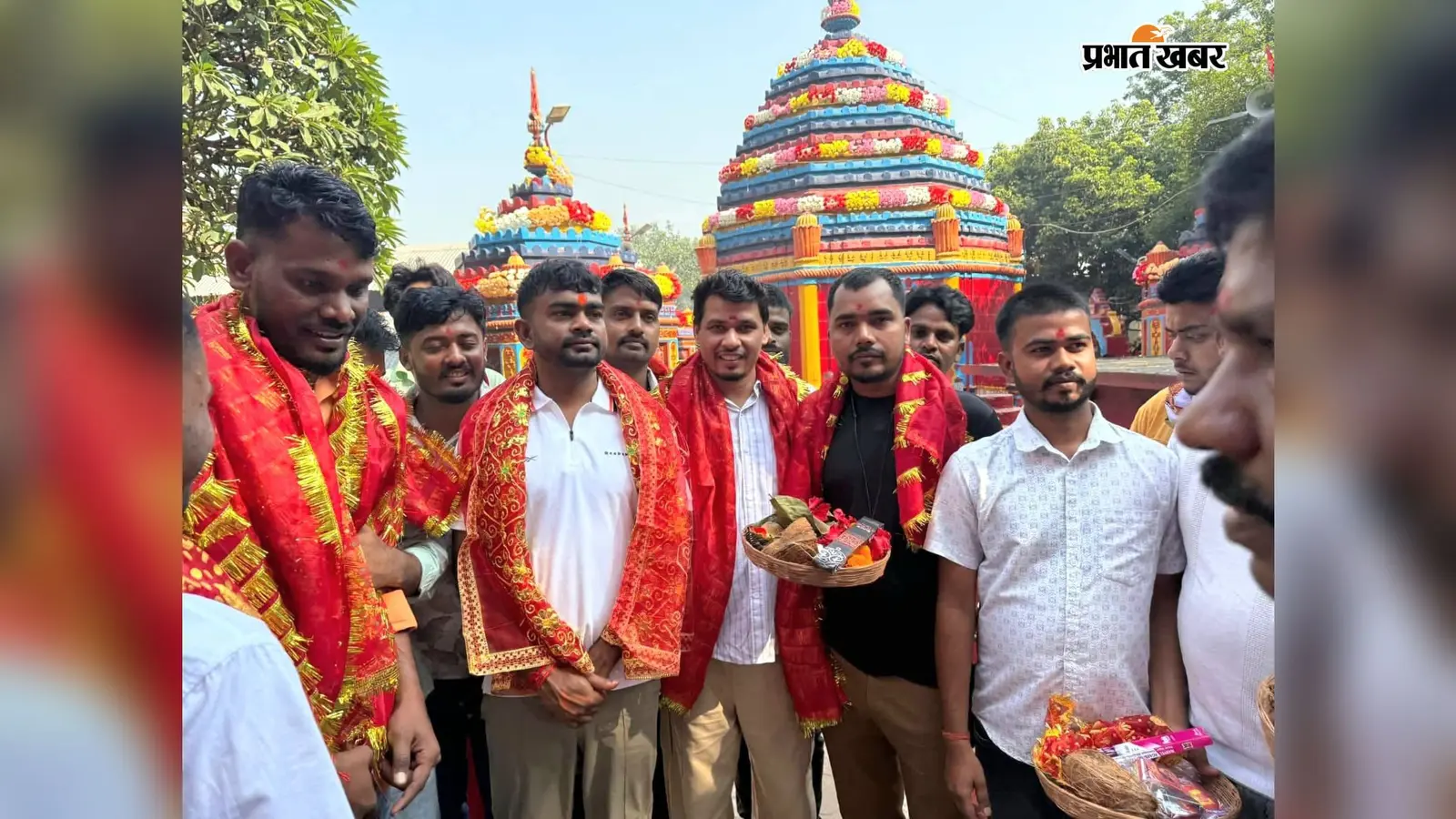रजरप्पा मंदिर पहुंचे डुमरी विधायक जयराम महतो, मां छिन्नमस्तिके से क्षेत्र की सुख-समृद्धि की कामना की