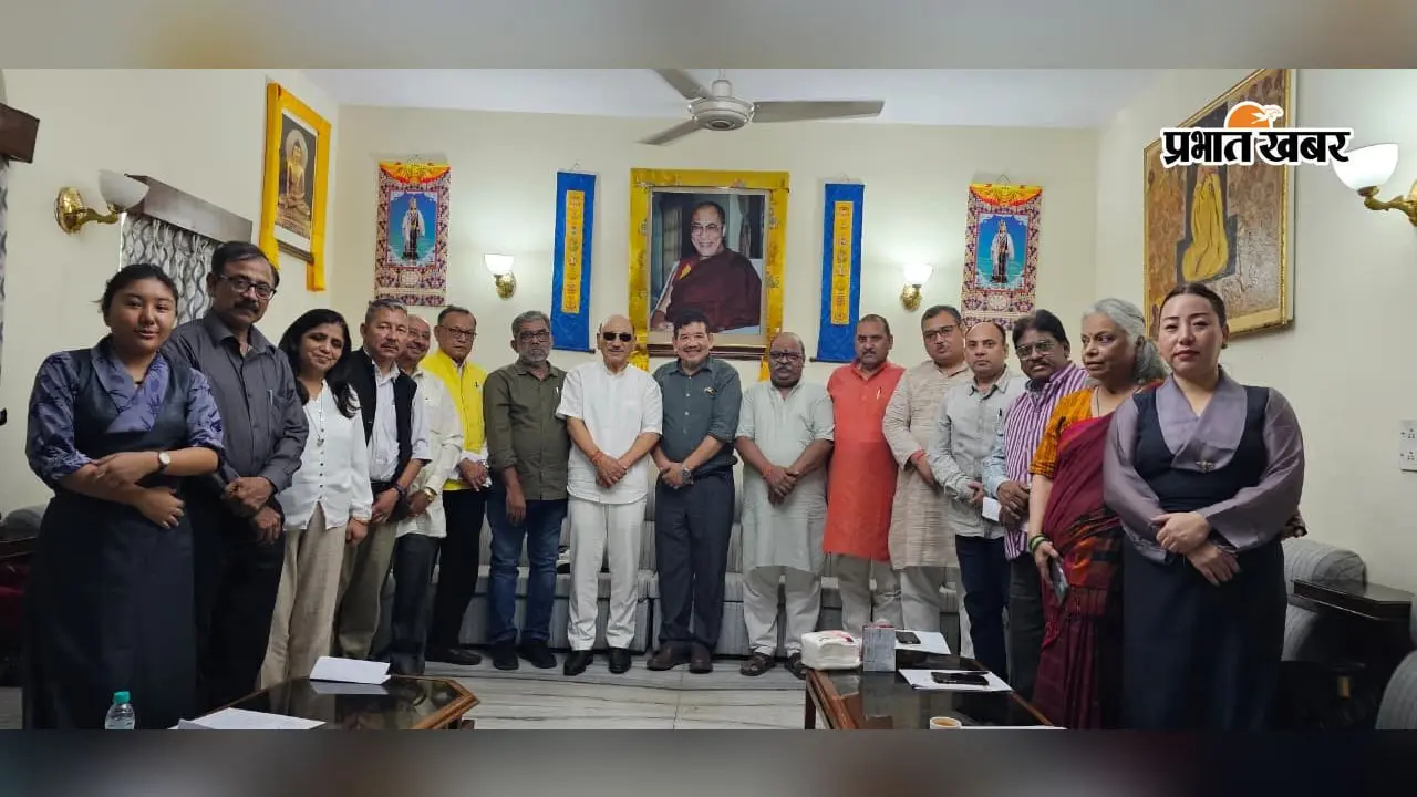 तिब्बत के मुद्दे पर दिल्ली में अखिल भारतीय बैठक, झारखंड से सुदेश चंद्रवंशी हुए शामिल