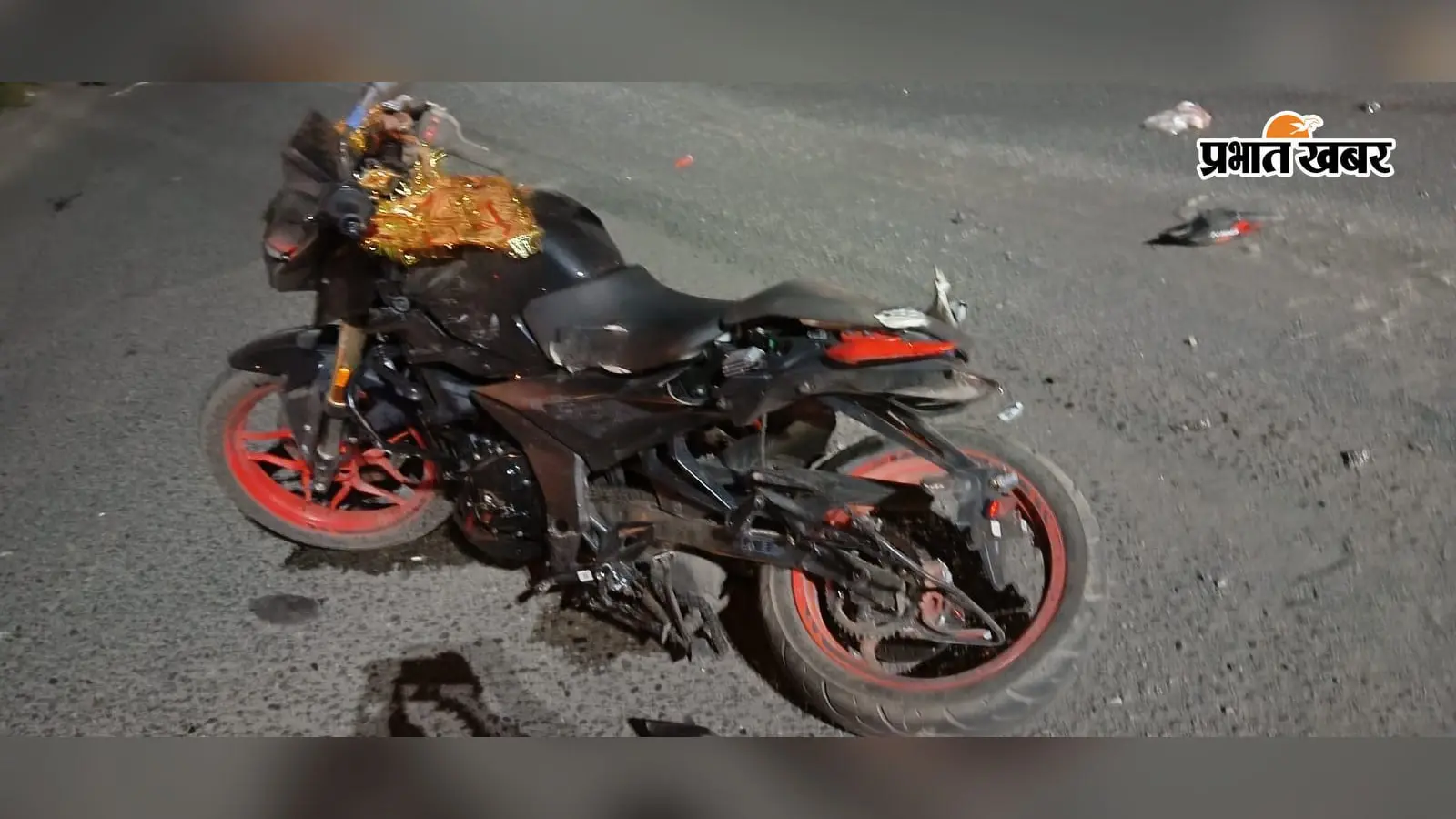 कुजू में सड़क हादसे में बाइक सवार युवक की मौत, दूसरा गंभीर रूप से घायल