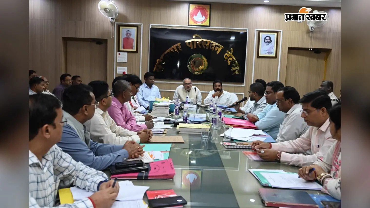 देवघर में लंबित मामलों के निपटारे के लिए हर जिले में नोडल पदाधिकारी की प्रतिनियुक्ति सुनिश्चित के निर्देश