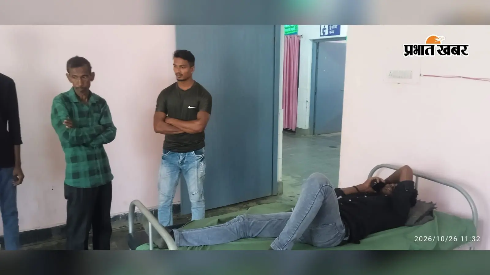गांडेय मुख्य मार्ग पर हादसा: बाइक सवार पिता-पुत्र को चारपहिया वाहन ने मारी टक्कर, सदर अस्पताल रेफर