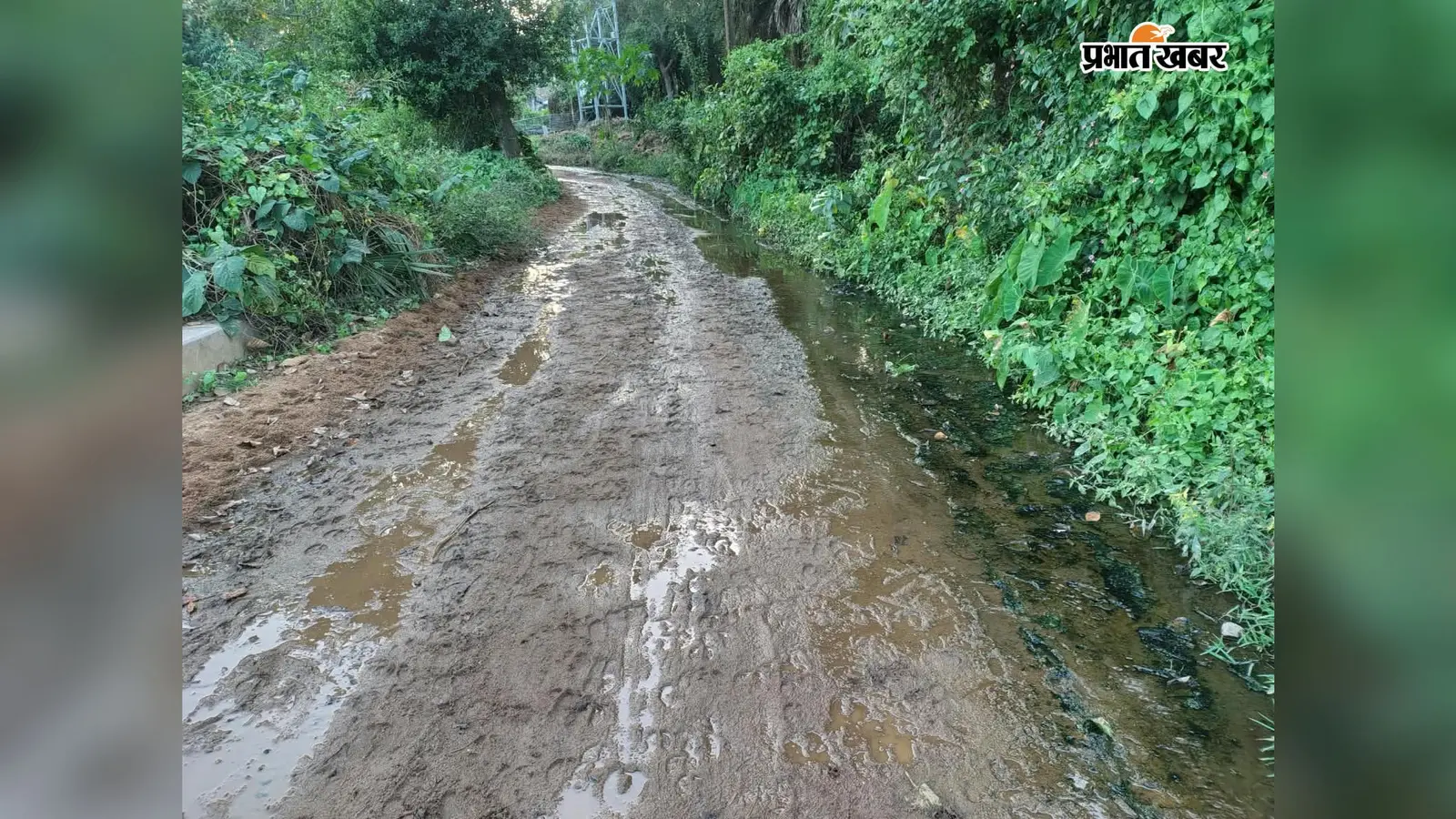 कागजों में नाली की कहानी, सड़क पर गंदे पानी की परेशानी; गोबिंदपुर में दो साल से इंतजार