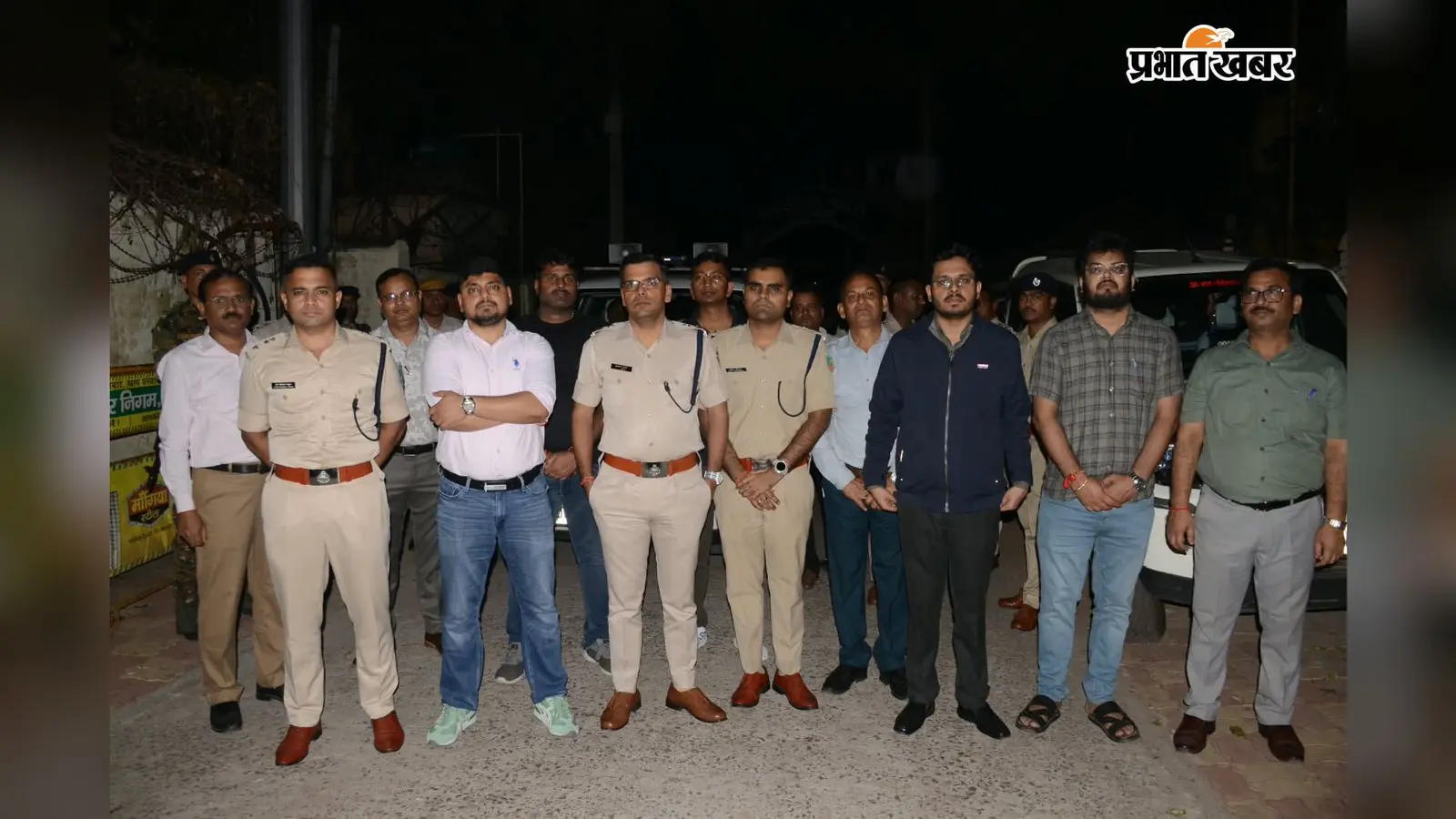 धनबाद जेल में आधी रात को प्रशासनिक हड़कंप: डीसी और एसएसपी की छापेमारी में खंगाले गए कई वार्ड