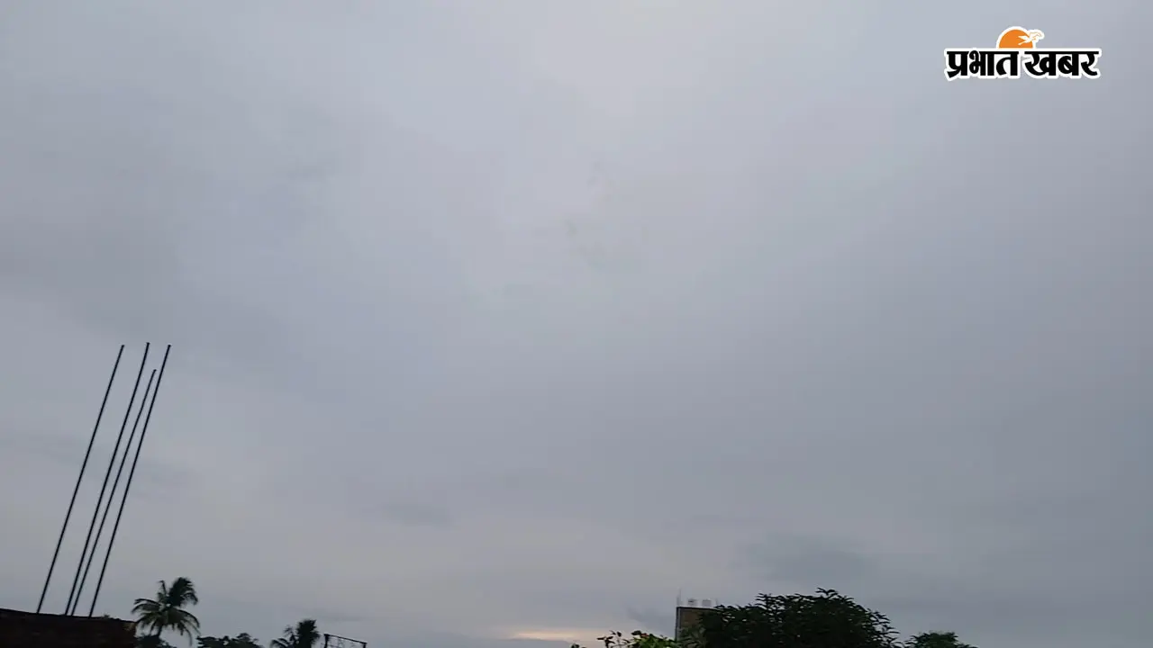 चक्रवात अर्नब का असर, सिमडेगा में सुबह से बारिश; शिक्षण संस्थान बंद