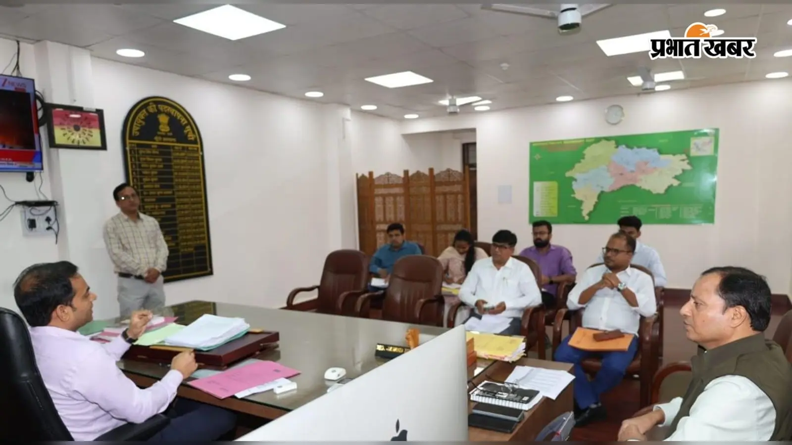 धरती आबा अभियान की योजनाओं में देरी नहीं चलेगी, खूंटी डीसी ने अधिकारियों को दिया अल्टीमेटम