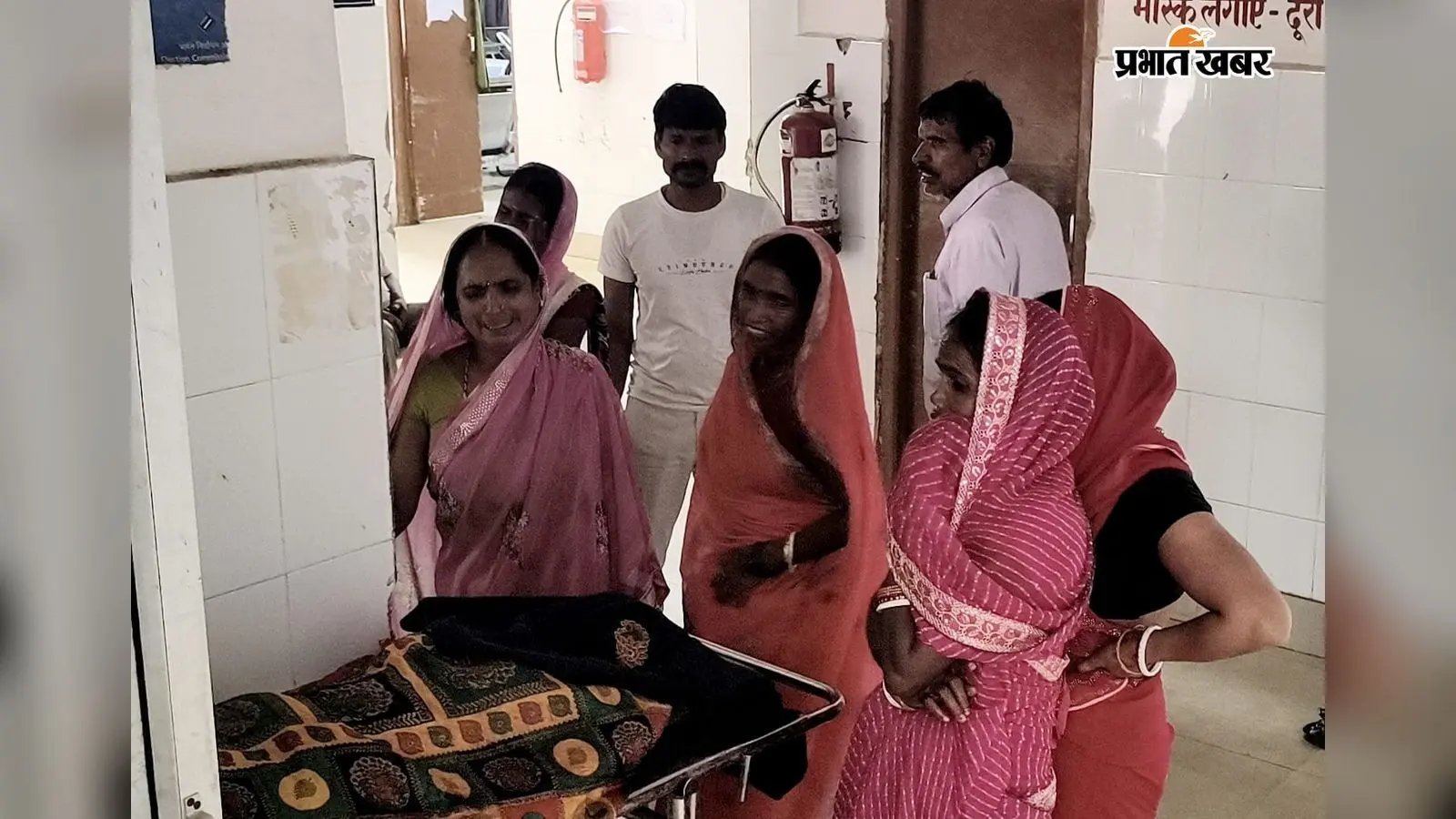 बेटी की मौत पर पिता ने कहा- दो लाख नहीं दिये, तो जहर देकर ससुरालवालों ने मार डाला