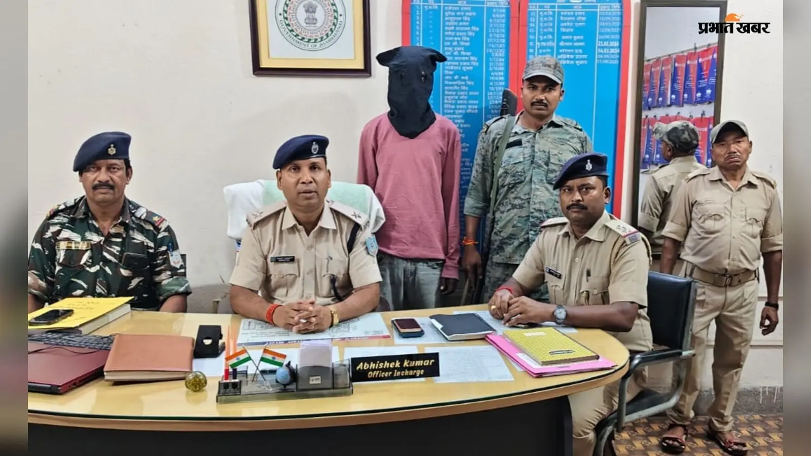 गोला में चोरी की तीन बाइक के साथ युवक गिरफ्तार