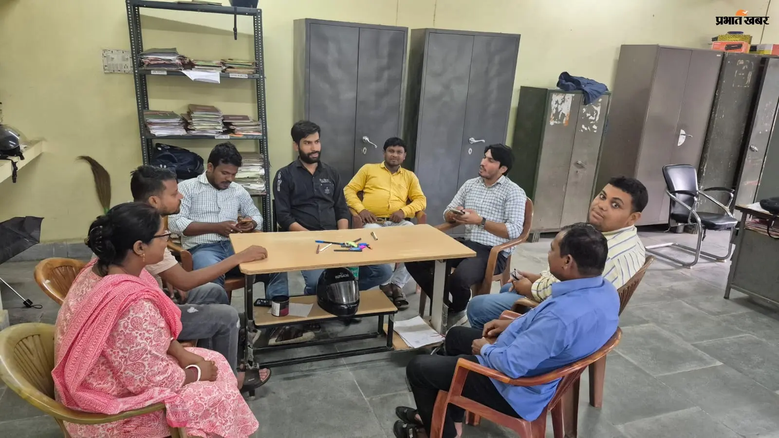 राजस्व उप निरीक्षक की हत्या से भड़का आक्रोश, पोटका अंचल के कर्मचारियों की कलमबंद हड़ताल, कामकाज ठप