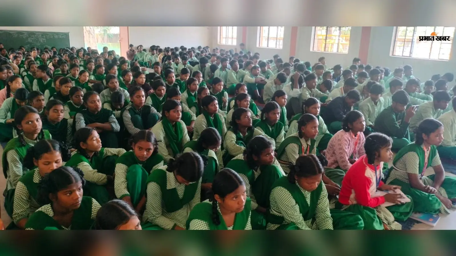 बाल शोषण से साइबर अपराध तक, खूंटी के छात्रों को बताए गए सुरक्षा और अधिकारों के कानूनी उपाय